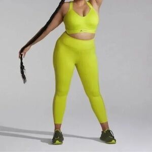 Adidas Ivy Park x Peloton BR Tape Bra Size 1X  Brand New With Tags.